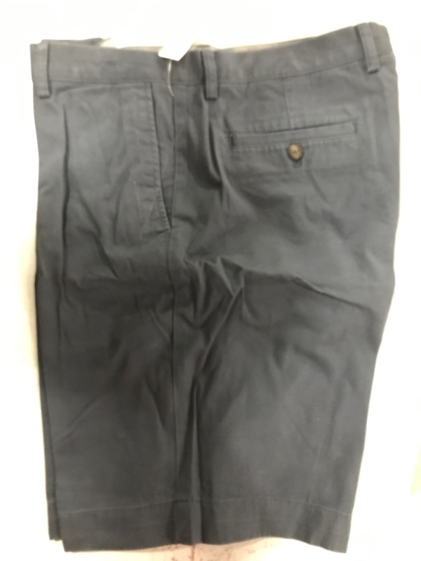 Photo 2 of Amazon Essentials Men's Slim-Fit 9" Short 36 Navy