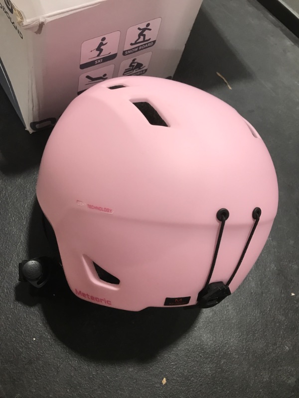Photo 1 of Generic pink helmet Size M