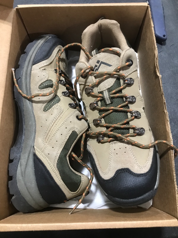 Photo 2 of CC-Los Hiking Shoes for Men Waterproof Lightweight All Day Comfort Tan Size 7.5-12.5