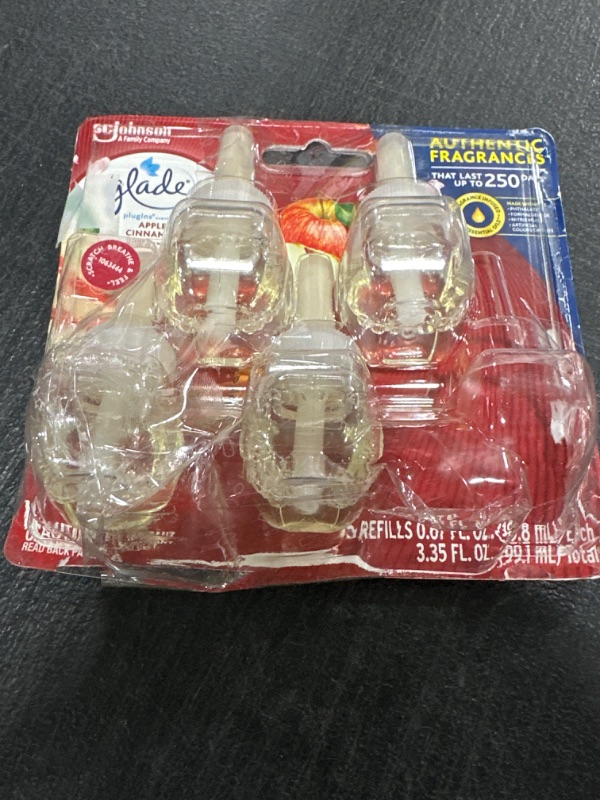Photo 1 of Glade PlugIns Refills Air Freshener, Scented and Essential Oils for Home and Bathroom, Apple Cinnamon, 3.35 Fl Oz, 5 Count