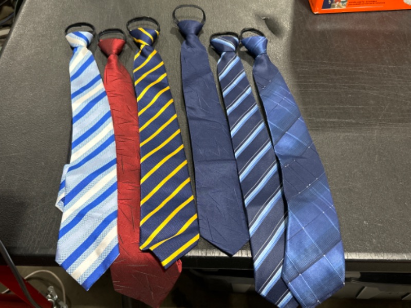 Photo 1 of 6 piece neckties 