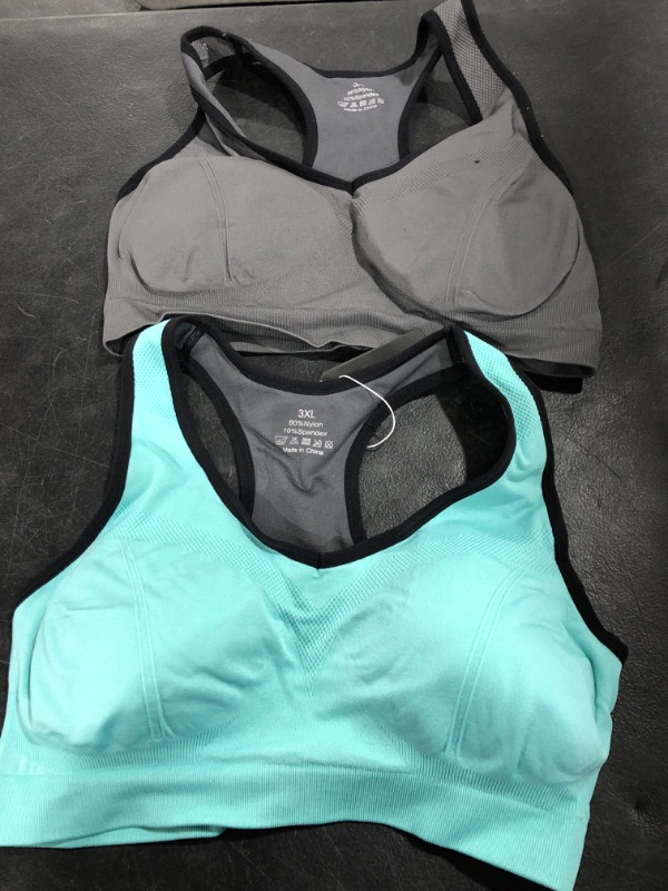 Photo 1 of 2 WOMENS SPORTS BRAS SIZE 3X