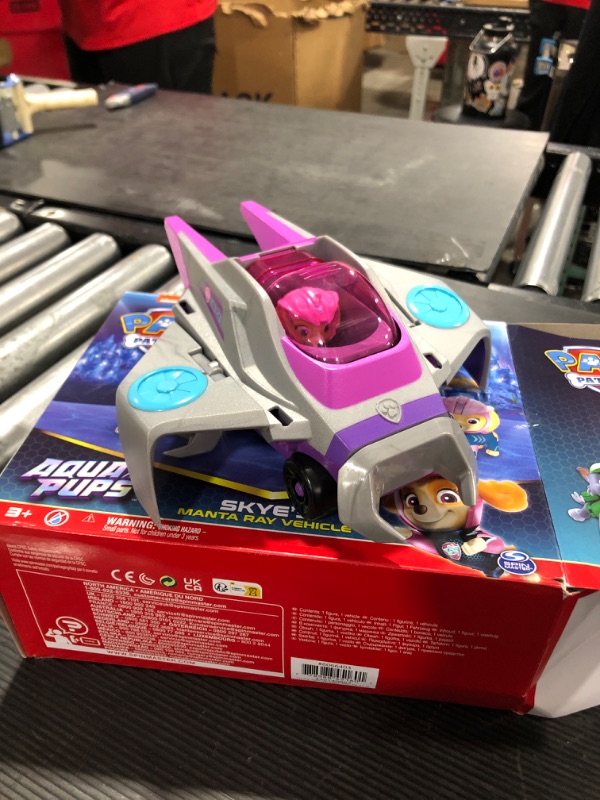 Photo 2 of Paw Patrol Aqua Pups Skye Transforming Manta Ray Vehicle with Collectible Action Figure, Kids Toys for Ages 3 and up