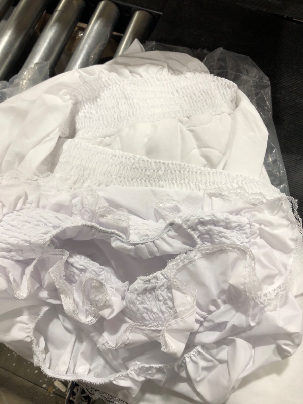 Photo 2 of Babydoll Bedding Precious Bassinet Liner/Skirt & Hood Color: White - Size: 17" 31"