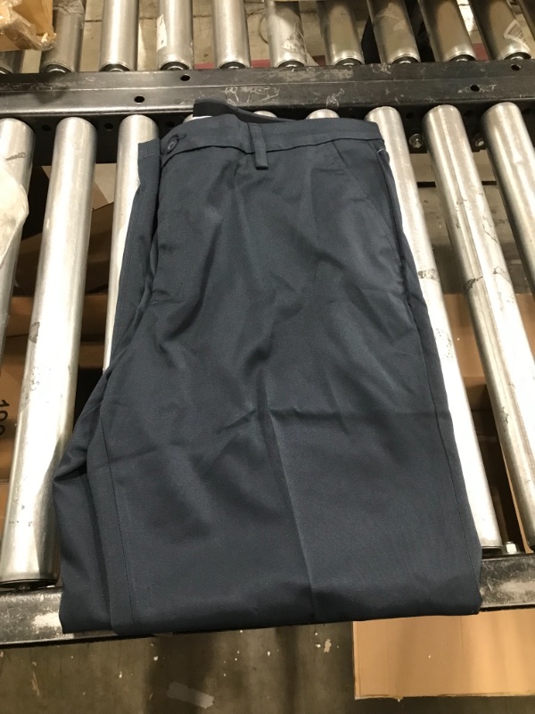 Photo 2 of Amazon Essentials Men's Classic-Fit Stretch Golf Pant Polyester Blend Navy 38W x 30L