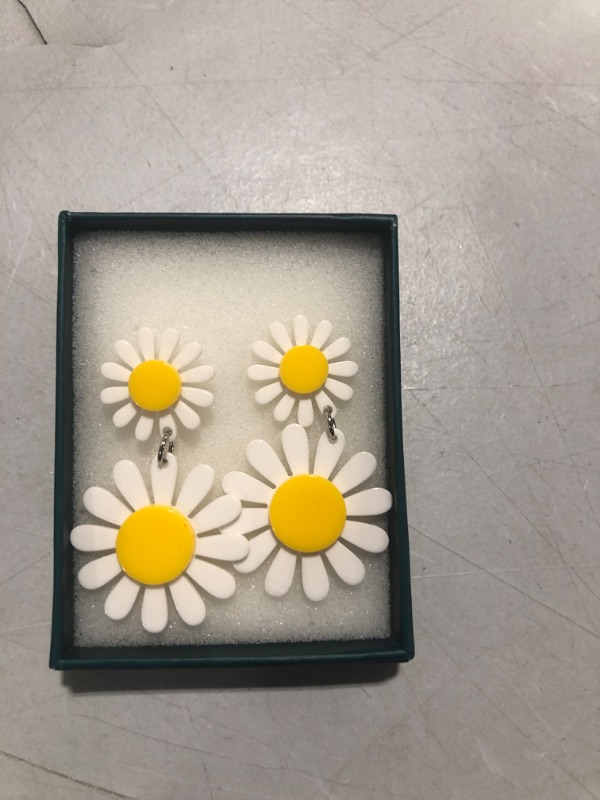 Photo 1 of 60s-70s retro daisy earings 