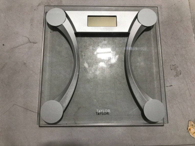 Photo 1 of Digital Glass Scale