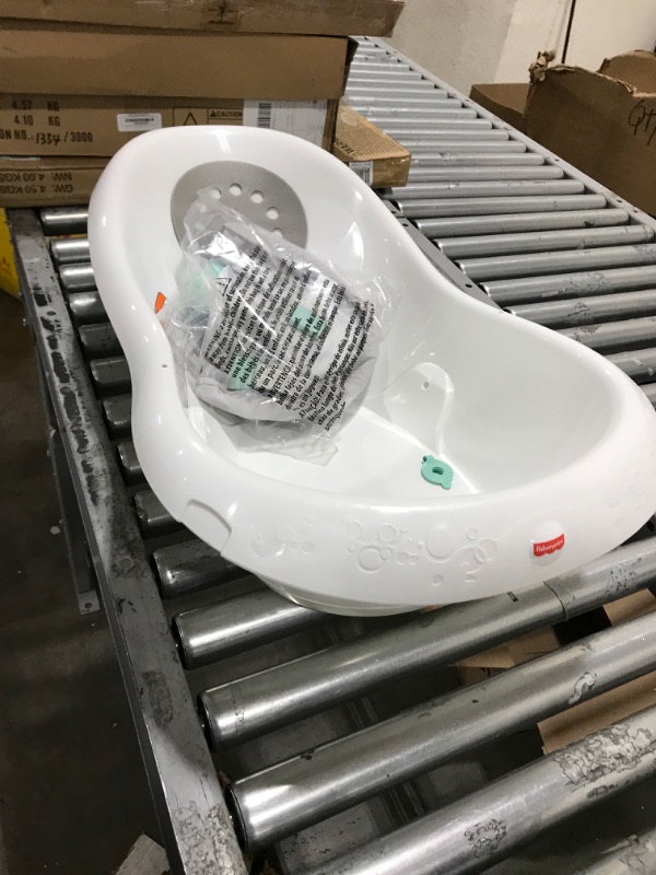 Photo 1 of Fisher-Price Sling 'n Seat Bath Tub, Baby to Toddler Convertible Tub