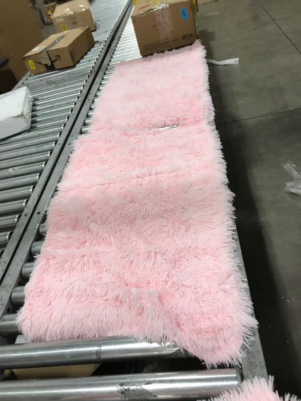 Photo 3 of 3 PCS PINK FAUX FUR BLANKET 101X84 INCHES 