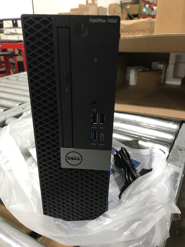 Photo 4 of Dell OptiPlex 7050 Small Form Factor, Intel Core Quad i7 6700 up to 4.0 GHz, 16G DDR4, 1T SSD, 4K Support, WiFi, BT 4.0, DVDRW, DP, HDMI, Win 10 Pro 64-Multi-Language Support En/Sp/Fr(Renewed)
