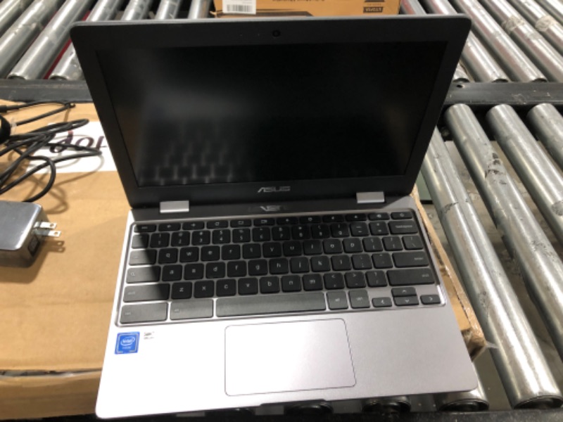 Photo 4 of ASUS Chromebook CX22N 11.6-inch HD Non-Touch 32GB eMMC Intel Celeron N3350 (4GB RAM, Intel UHD Graphics, SD Card Reader) Grey, CX22NA-211.BB01
