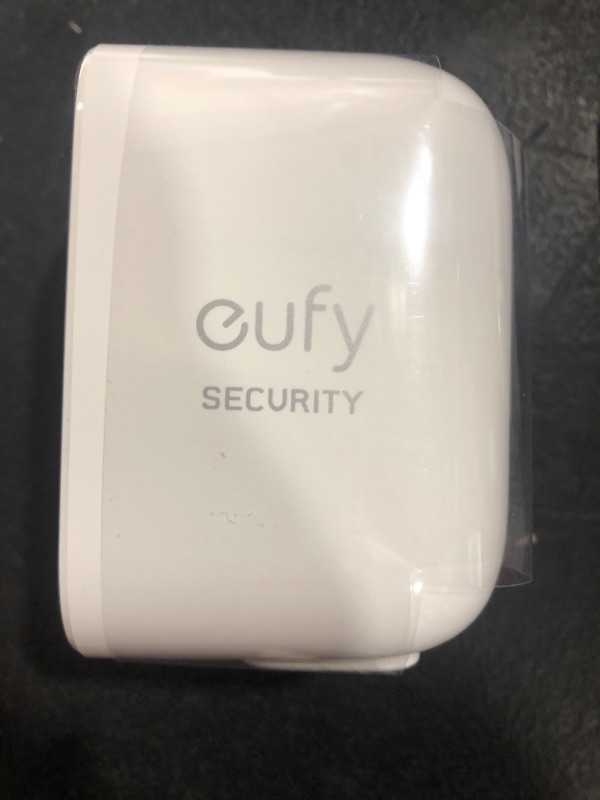 Photo 3 of eufy security, eufyCam Pro Wireless Home Security Add-on Camera, 2K Resolution, 180-Day Battery Life, HomeKit Compatibility, IP67 Weatherproof, Night Vision
USED