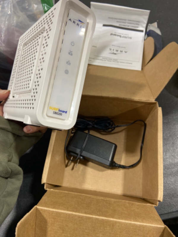 Photo 2 of ARRIS Surfboard Docsis 3.1 Cable Modem - SB8200-Rb (Renewed)