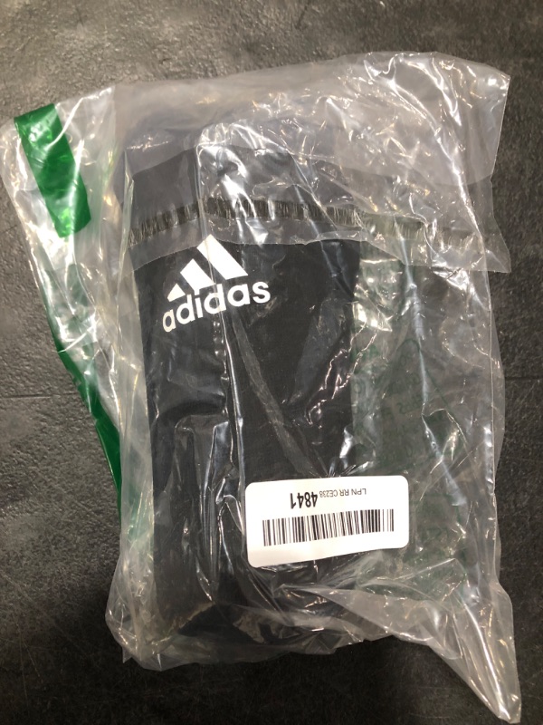 Photo 2 of adidas Unisex-Child Performance Youth Sock Shin Guards unisex-child Black/White SMALL 