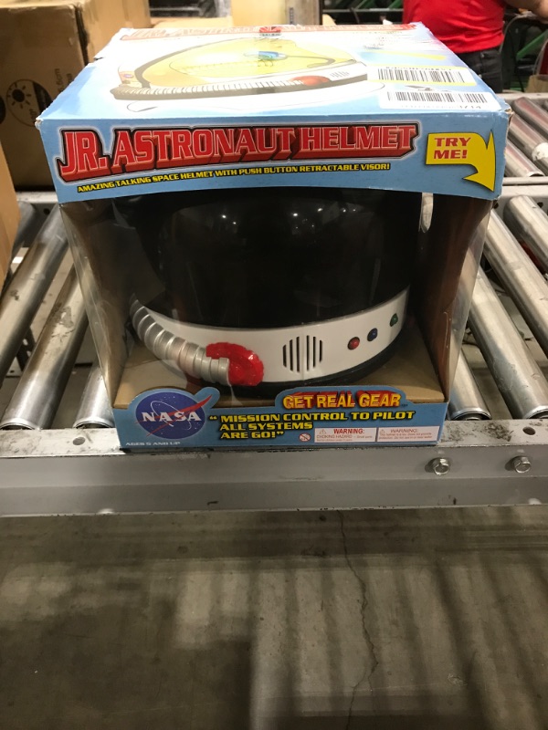 Photo 2 of Aeromax Talking Astronaut Helmet