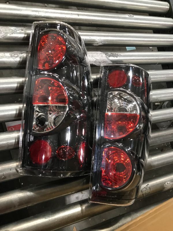 Photo 2 of AUTOSAVER88 Tail Lights Compatible with 1999-2006 Chevy Silverado 1500 2500 01-06 Silverado 3500&2007 Silverado with Classic Body Style 99-02 GMC Sierra 1500&2500, Not Fit Barn Door or Stepside Models OE - Black / Clear Lens