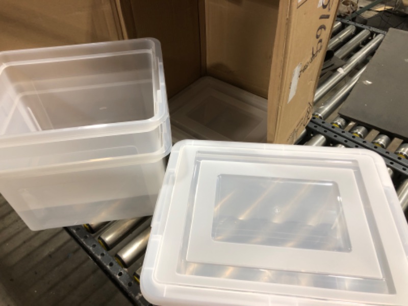 Photo 1 of 14in x 17 1/2in x 10 in plactic containers w lids 3 count