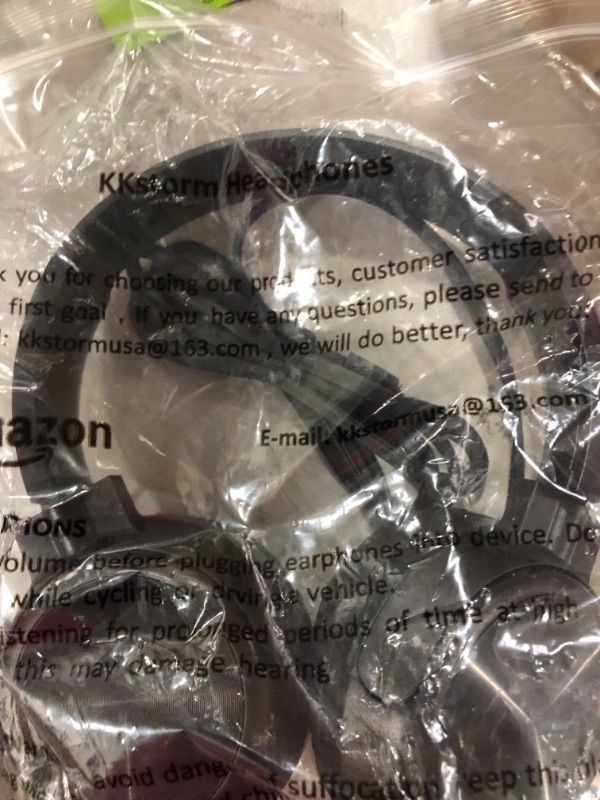 Photo 2 of kkstorm Headphones for School Kids: Over The Ear Headphones for Kids Headphones Over The Ear 3.5 mm Over The Ear Headphones Wired (906B Black no mic 1 Pack) Black no microphone 1 PACK