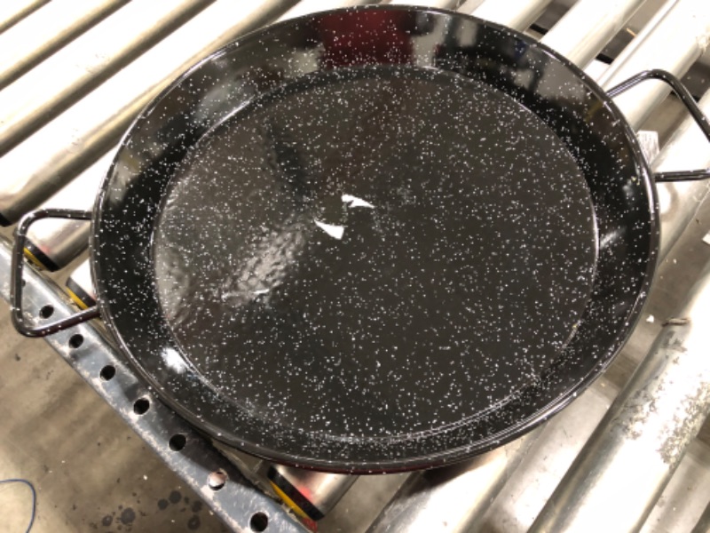 Photo 2 of 11-Inch Enameled Steel Paella Pan, 28cm
