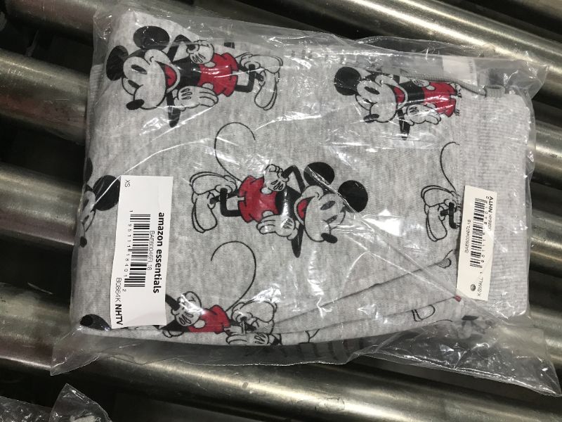 Photo 1 of Amazon Essentials Disney | Marvel | Star Wars Boys and Toddlers' Fleece Jogger Sweatpants-- xs