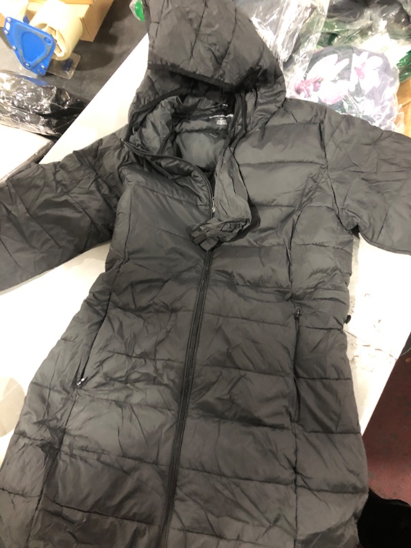 Photo 1 of amazon Essentials Long Packable jacket Size M