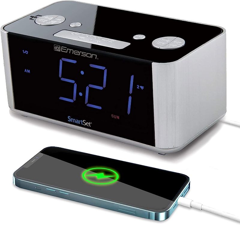 Photo 1 of Emerson Smart Set Alarm Clock