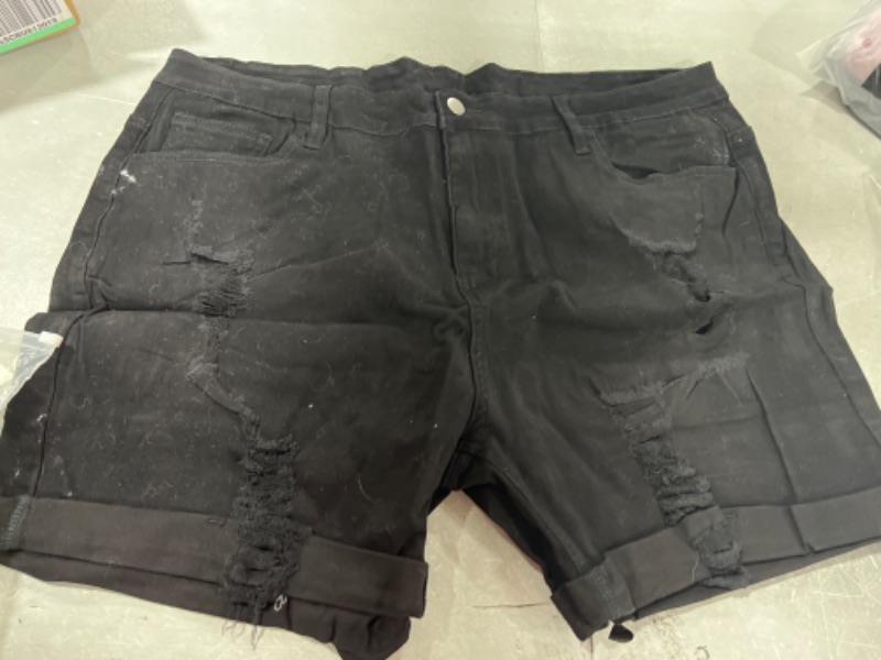 Photo 1 of BLACK DISTRESSED SHORTS SIZE 3X