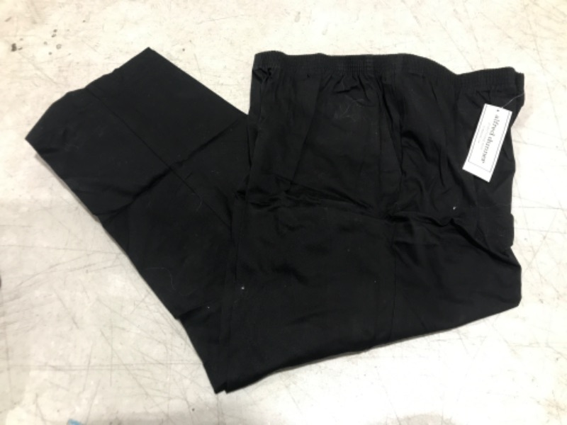 Photo 2 of Alfred Dunner All Around Elastic Waist Cotton Short Twill Pants 14 Black