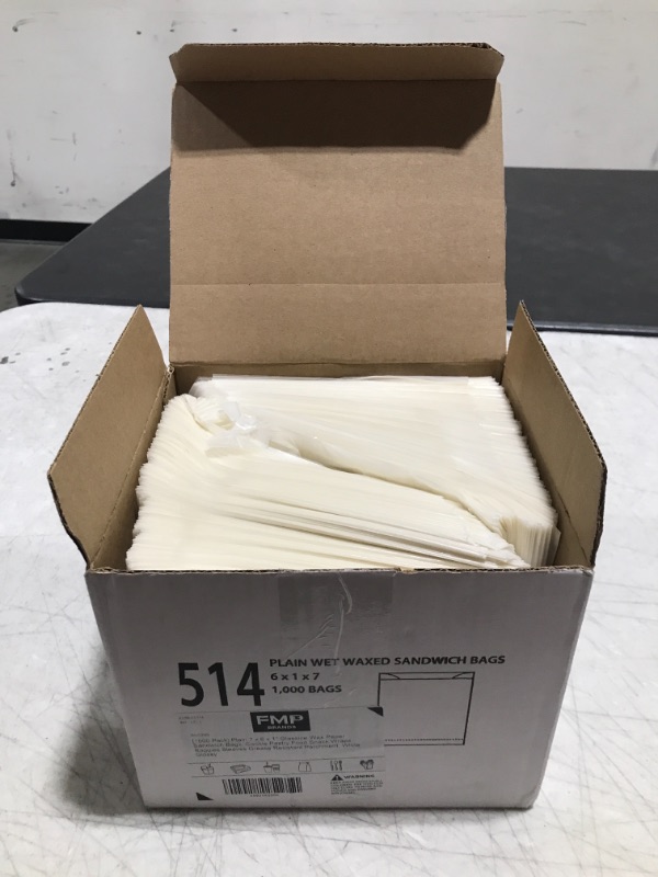 Photo 1 of 1000 PACK PLAIN 7 X 6 X 1 INCH GLASSINE WAX PAPPER SANDWHICH BAGS