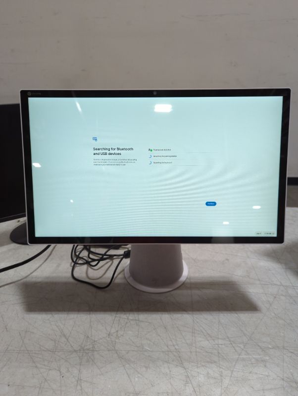 Photo 2 of HP Chromebase 21.5 All-in-One Desktop Intel Pentium Gold 6405U Processor 4 GB RAM 64 GB Storage Rotating Full HD IPS Touchscreen Chrome OS Blue
