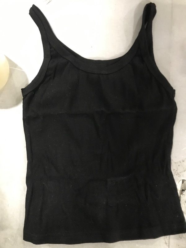 Photo 2 of Artfish Women's Sleeveless Tank Top Form Fitting Scoop Neck Ribbed Knit Basic Cami Shirts 01#short Black Small