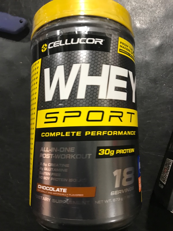 Photo 2 of Cellucor Whey Sport Protein Powder Chocolate | Post Workout Recovery Drink with Whey Protein Isolate, Creatine & Glutamine | 18 Servings Chocolate 1.9 Pound (Pack of 1) BB 12/2023