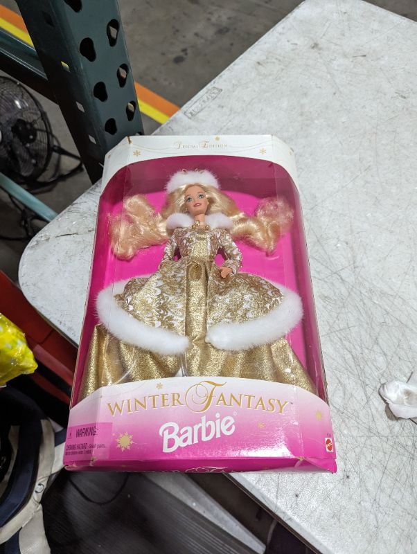 Photo 2 of 1995 Winter Fantasy Barbie Blonde - Sam's Club Exclusive 