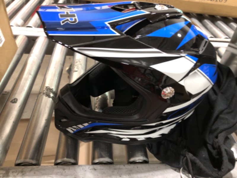 Photo 1 of AHR Adult Offroad Dirt Bike Helmet Motocross ATV Dirtbike Outdoor BMX MX Full Face Motorcycle Helmet DOT Approved
