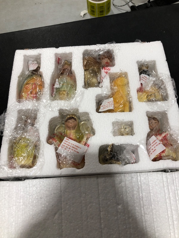 Photo 1 of 10 pcs nativity figurine set