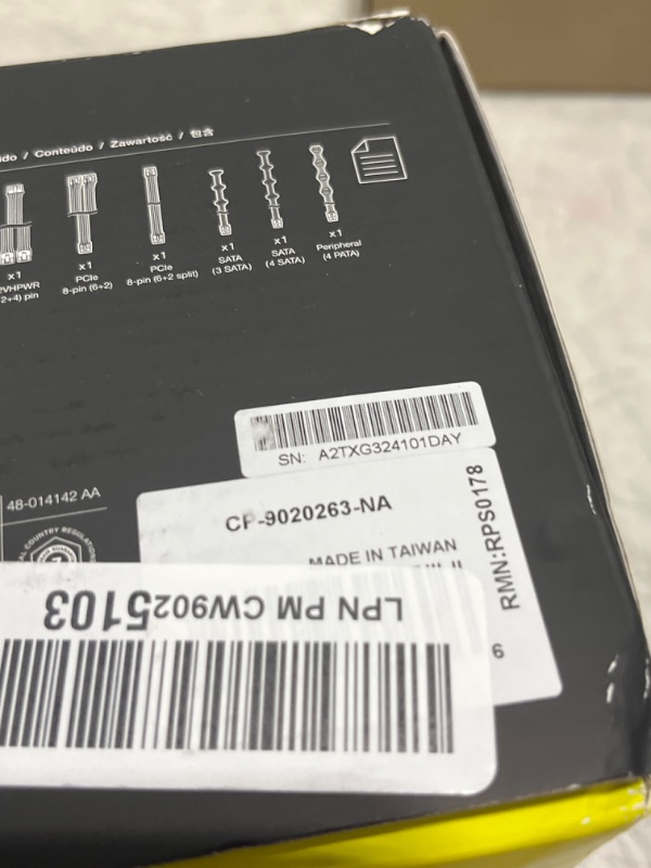 Photo 4 of Corsair RM850e (2023) Fully Modular Low-Noise ATX Power Supply - ATX 3.0 & PCIe 5.0 Compliant - 105°C-Rated Capacitors - 80 Plus Gold Efficiency - Modern Standby Support - Black Black 850 Watt RMe (2023) ATX 3.0 & PCIe 5.0