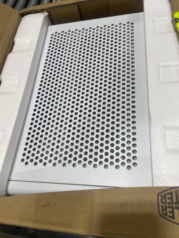 Photo 1 of Cooler Master NR200P White SFF Small Form Factor Mini-ITX Case, Tempered Glass or Vented Panel, Vertical Mounting GPU, PCI Riser Cable, Triple-Slot GPU, Tool-Free (MCB-NR200P-WGNN-S00) White NR200P