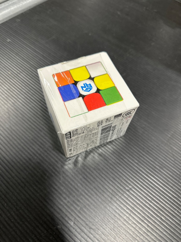 Photo 3 of Coogam GAN 356 R S Speed Cube Gans 356R 3x3 Stickerless Gan356 RS 3x3x3 Speedcube GES V3 System