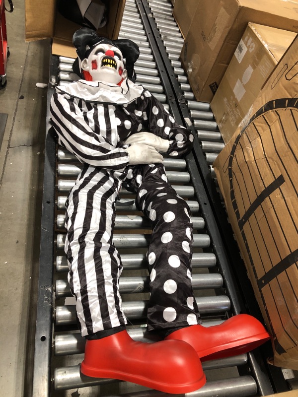 Photo 2 of Haunted Hill Farm Hartley The Sitting Scare Clown by Tekky, Motion-Activated Talking Jump-Scare Animatronic for Halloween Party Prank Decoration, Plug-in or Battery Operated 4.5' Sitting Scare Clown