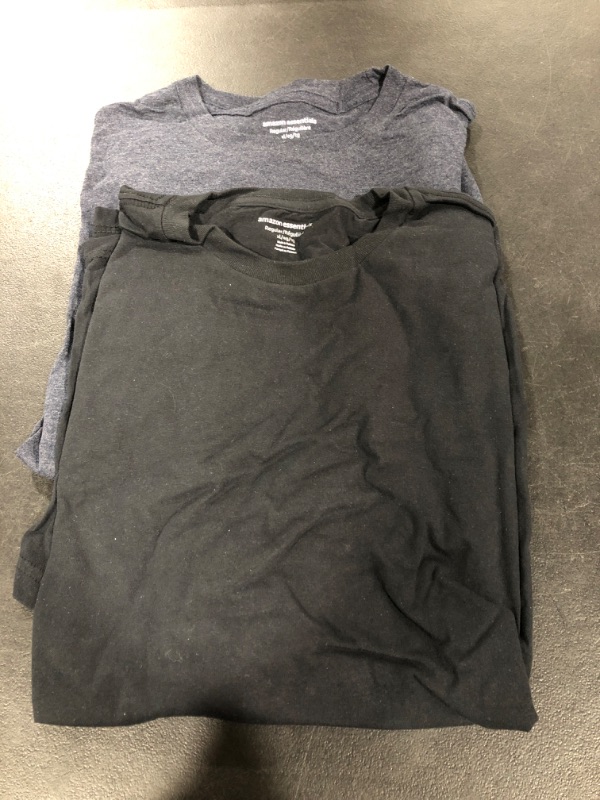 Photo 2 of Amazon Essentials Men's 2-Pack Crewneck T-Shirts SIZE XL