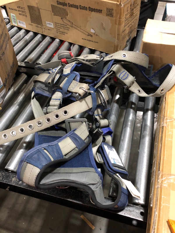 Photo 4 of 3M DBI-SALA 1112567 ExoFit STRATA, Aluminum Back/Side D-Rings, Tongue Buckle Leg Straps with Sewn in Hip Pad & Belt, Large, Blue/Gray