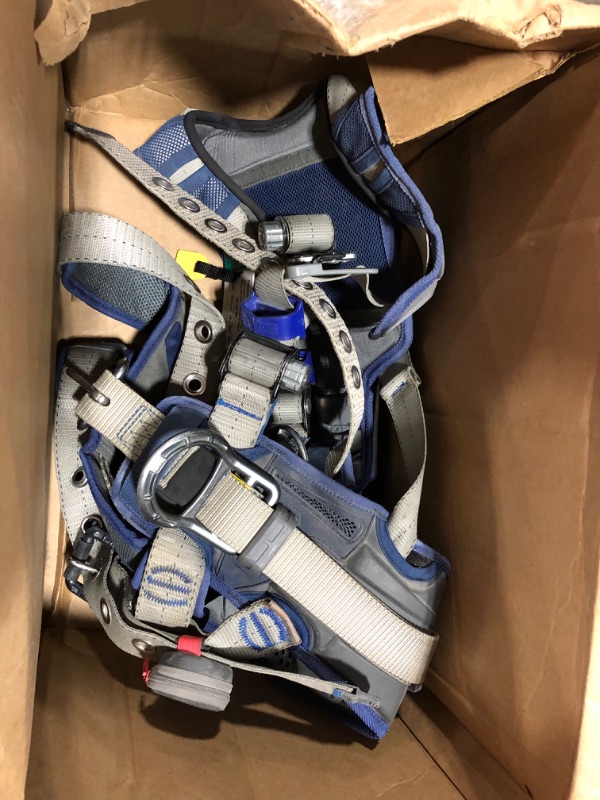 Photo 3 of 3M DBI-SALA 1112567 ExoFit STRATA, Aluminum Back/Side D-Rings, Tongue Buckle Leg Straps with Sewn in Hip Pad & Belt, Large, Blue/Gray