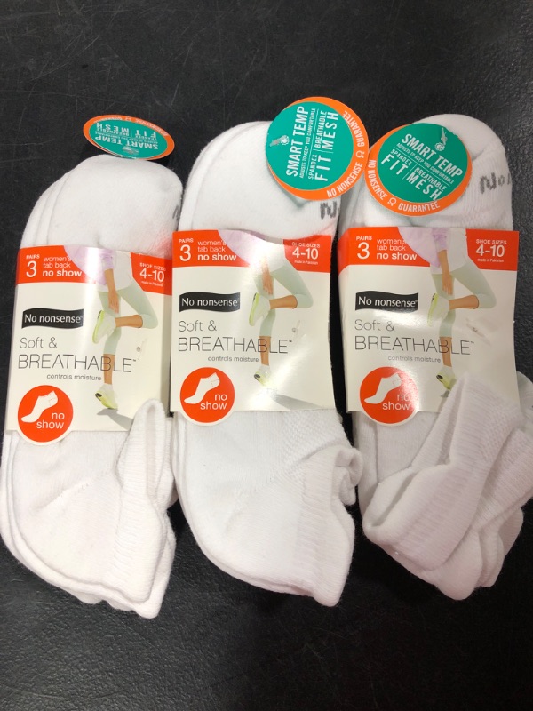 Photo 1 of 9 Pair of Hanes Womens No Show Socks
size 4-10