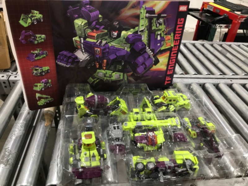 Photo 3 of Transformers Generations Combiner Wars Devastator Figure Set (Amazon Exclusive)
