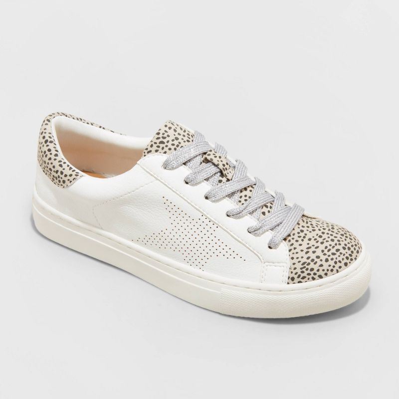 Photo 1 of 10 Women's Cadey Lace-up Sneakers - Universal Thread™
