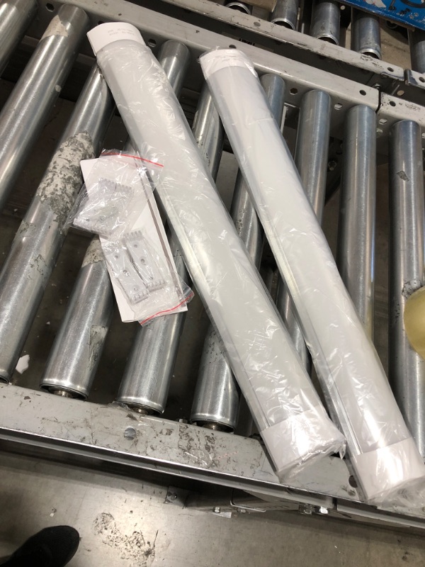 Photo 1 of colmeguna 2 Packs 2FT LED Batten Light, Ultra-Thin Ceiling Surface Mounted Light, 20W, Day Light 4000K, IP20, LED Ceiling Light Fixture for Garage, Shop, Hallway, Office, Market 2FT 20W 2 Pack