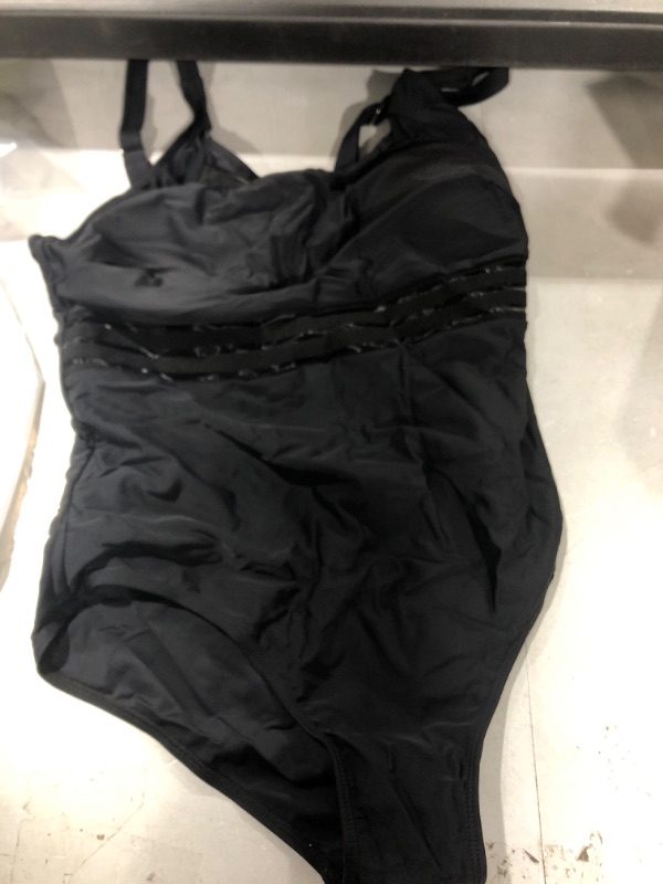Photo 1 of 18W woman's 1 pc bathing suit 