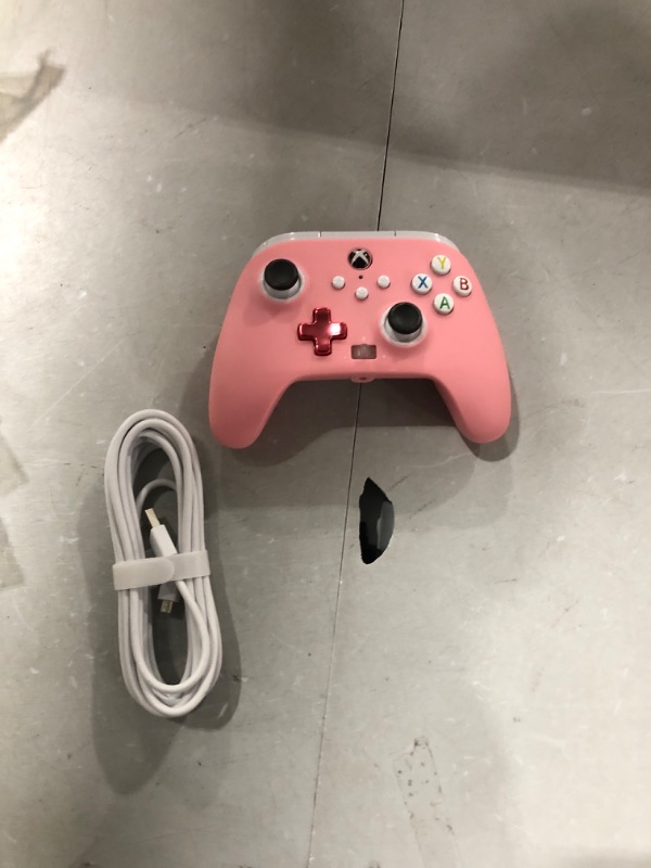 Photo 2 of PowerA Enhanced Wired Controller for Xbox Series X|S - Pink
