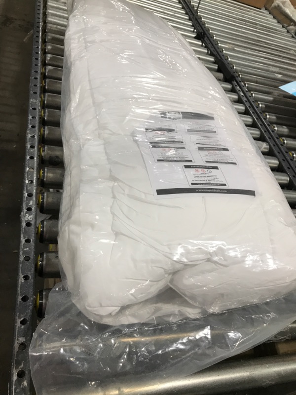 Photo 2 of  Down Alternative Comforter (White,King)-Ultra Soft Brushed Microfiber-Comforter Plush Mircofiber Comforter Duvet Insert (106x90Inches