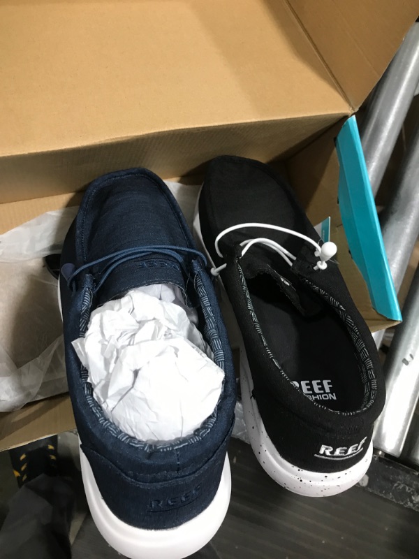 Photo 2 of Reef Men's Cushion Coast TX Sneaker 12 Navy